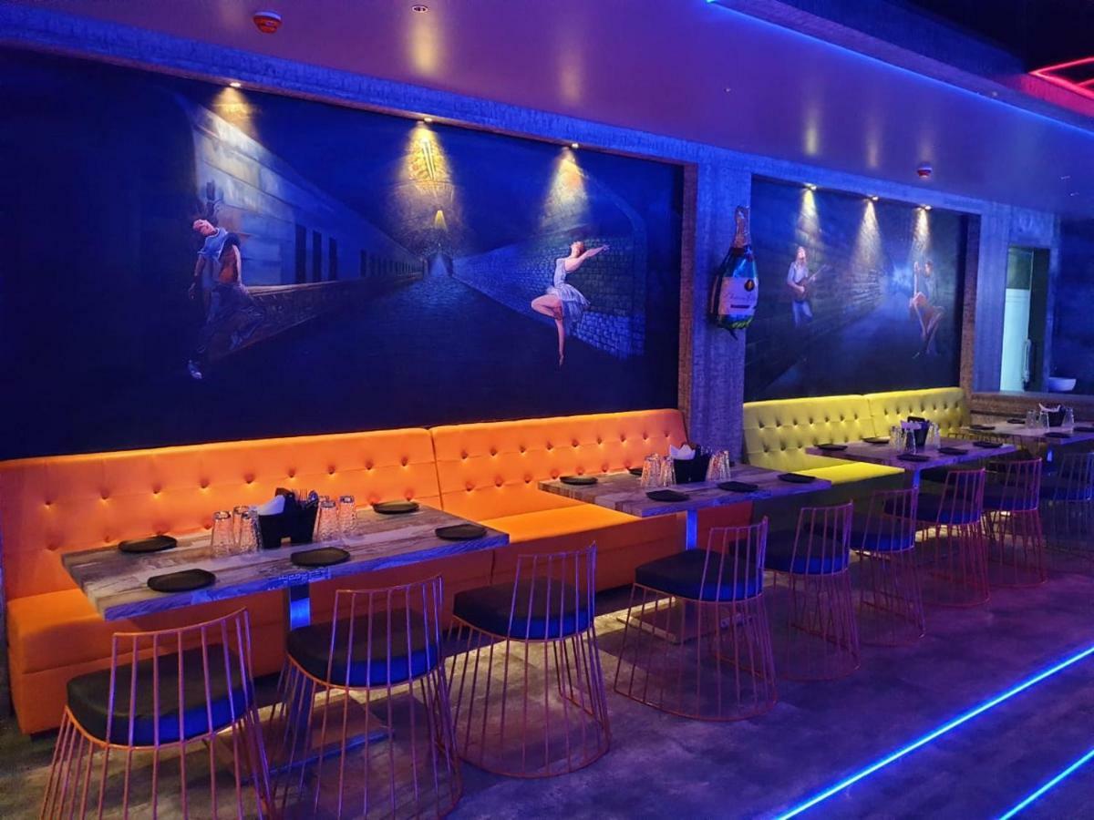 Virat Ambe Sports Club Hotel Ulhasnagar Exterior photo